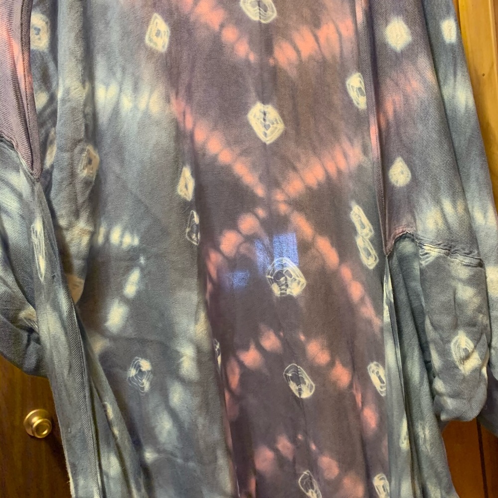 Long tie dye kimono